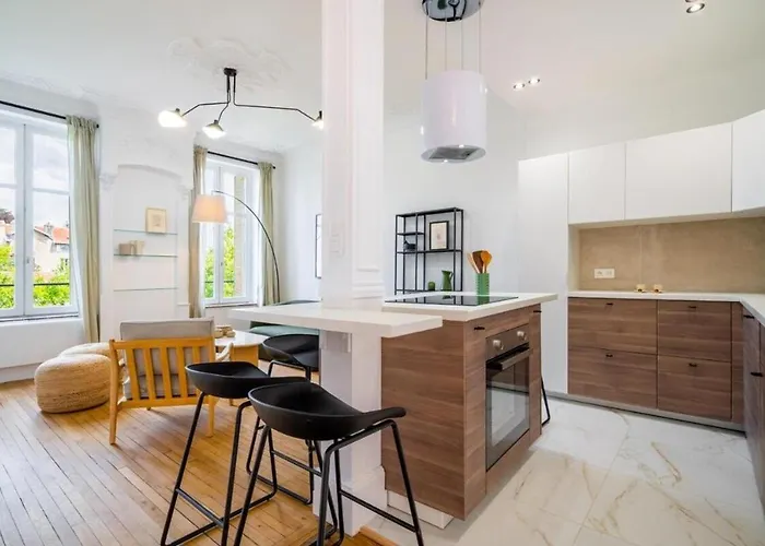 Le Chic De Medreville - 6pers - 3chambres - Calme Apartmán *